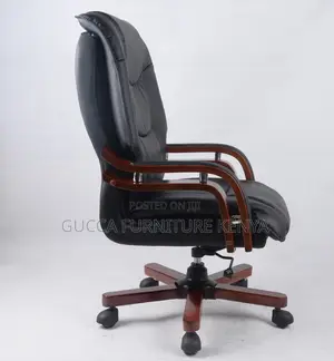 Executive Leather Adjustable Office Seat