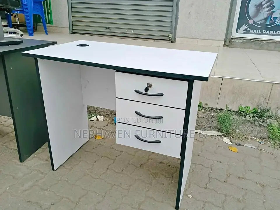 Durable Office Table – Perfect for Office, Home Study Business
