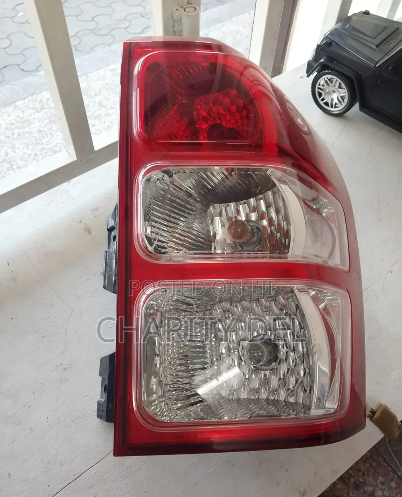 Suzuki Escudo 2012 Tailight