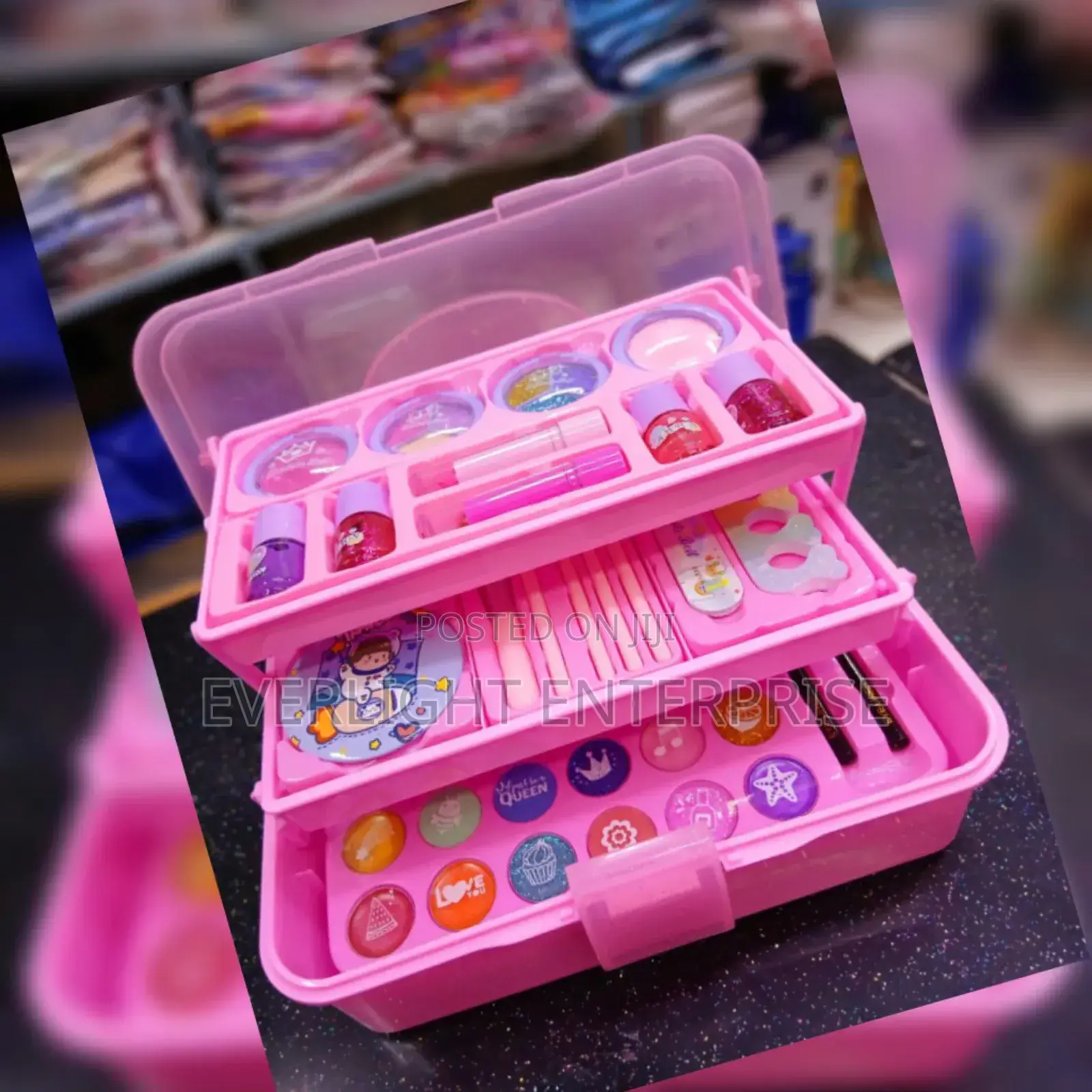 Make Up Kit