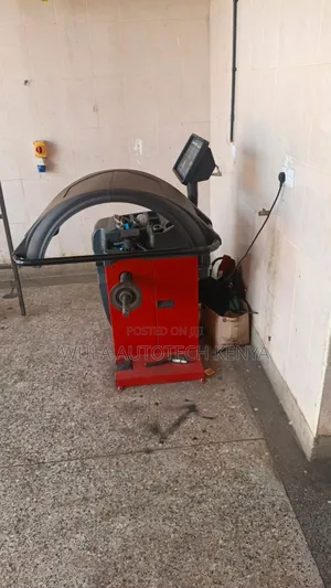 Heavy Duty High Quality Vehicle Wheel Balancer S282