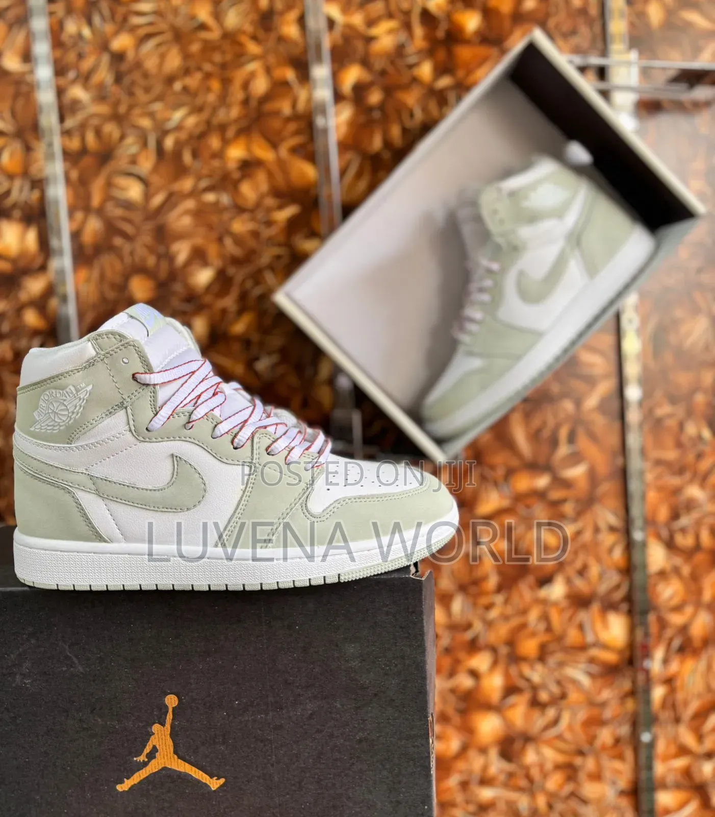 Nike Air Jordan 1 Retro High Og  *Seafoam*