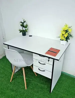 Complete Office Furniture Set – Table and Chair