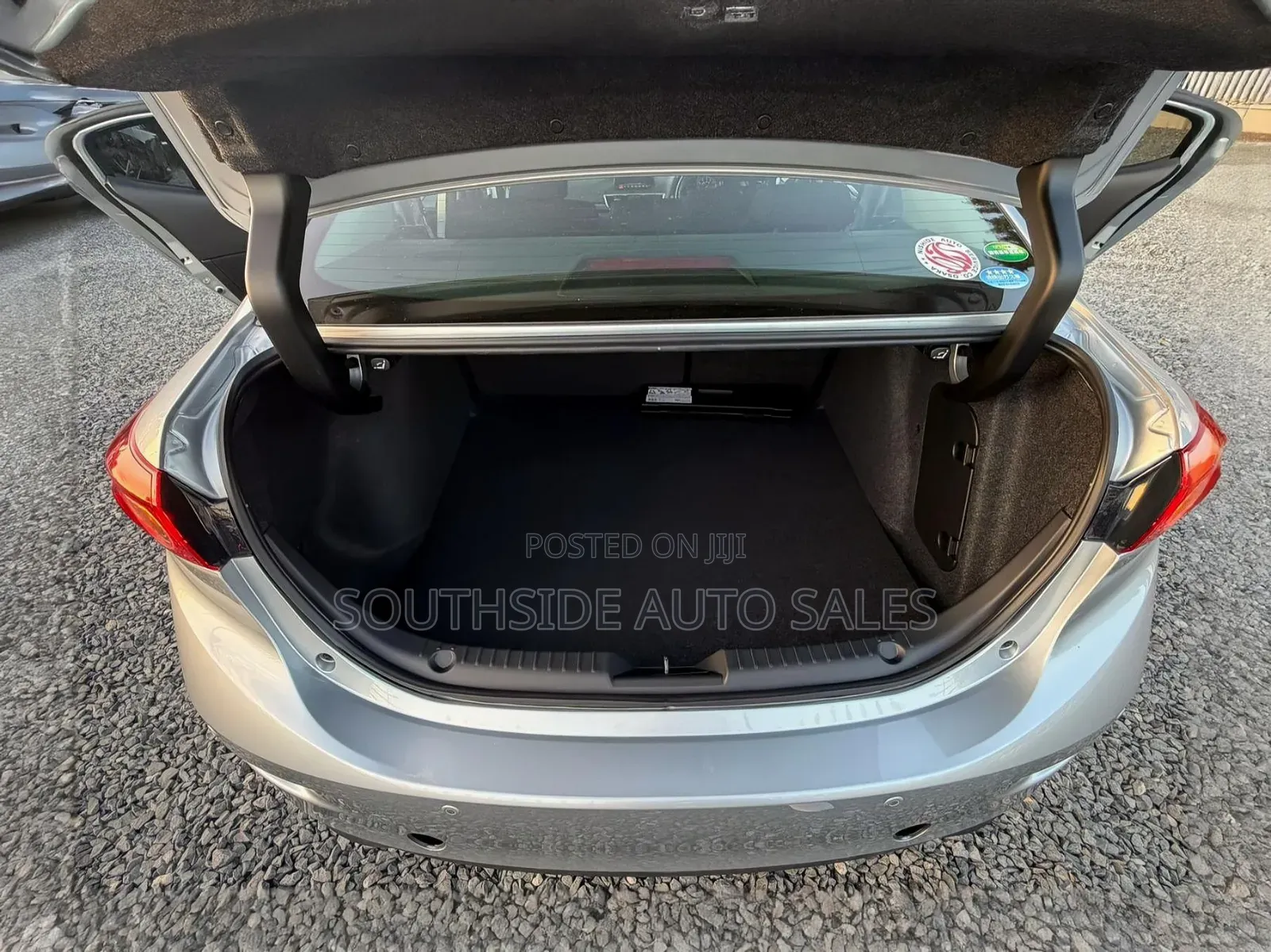 Mazda Axela 2019 Silver