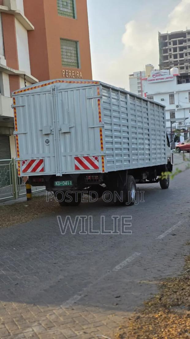 Mistubish Fh - thumbnail 4