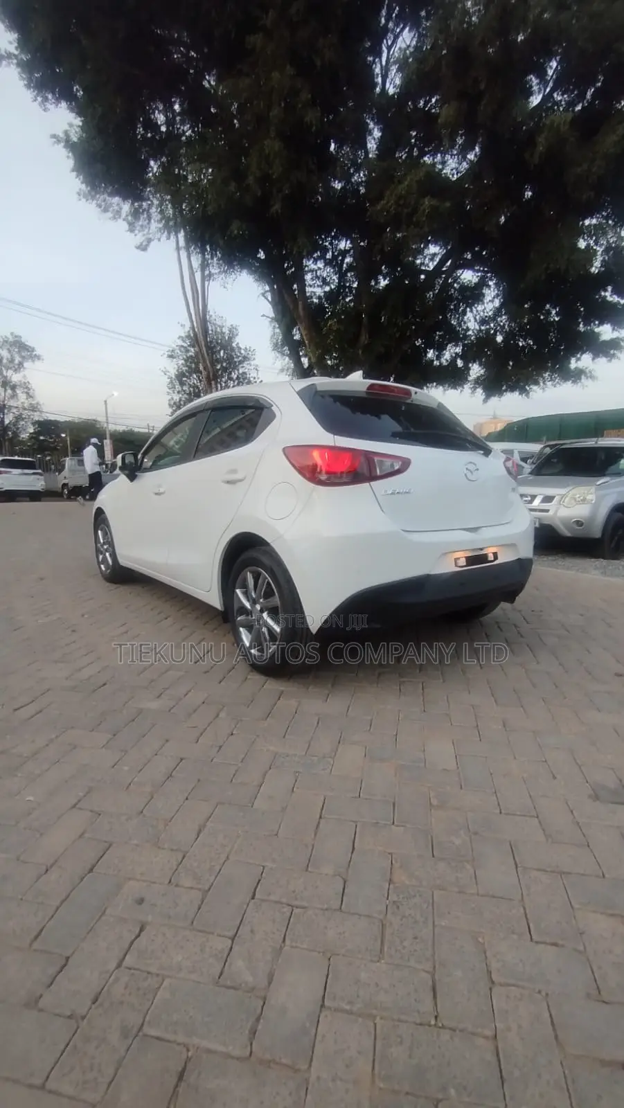 Mazda Demio 2018 White