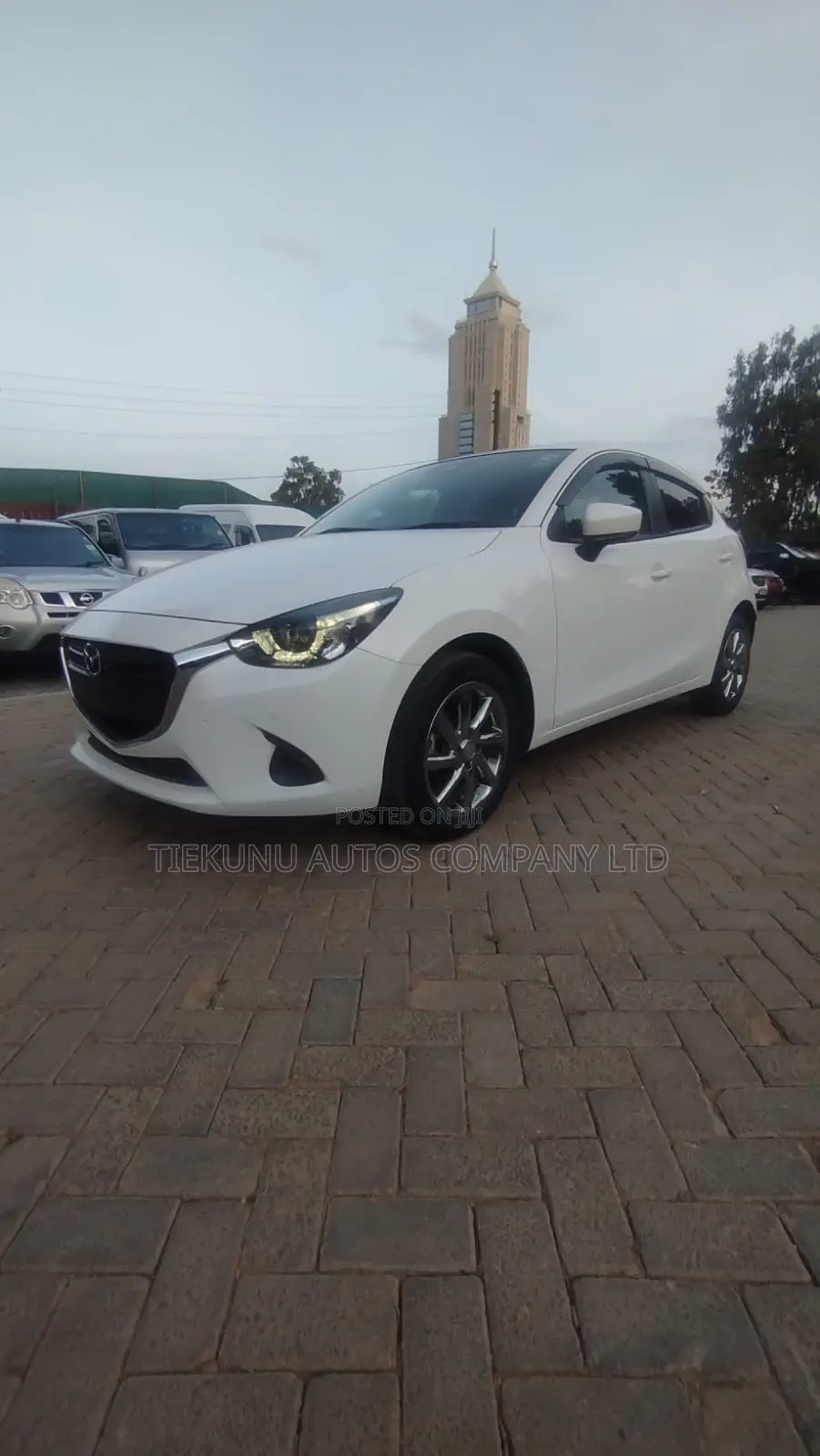 Mazda Demio 2018 White