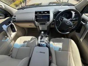 Toyota Land Cruiser Prado 2.8 2019 Black