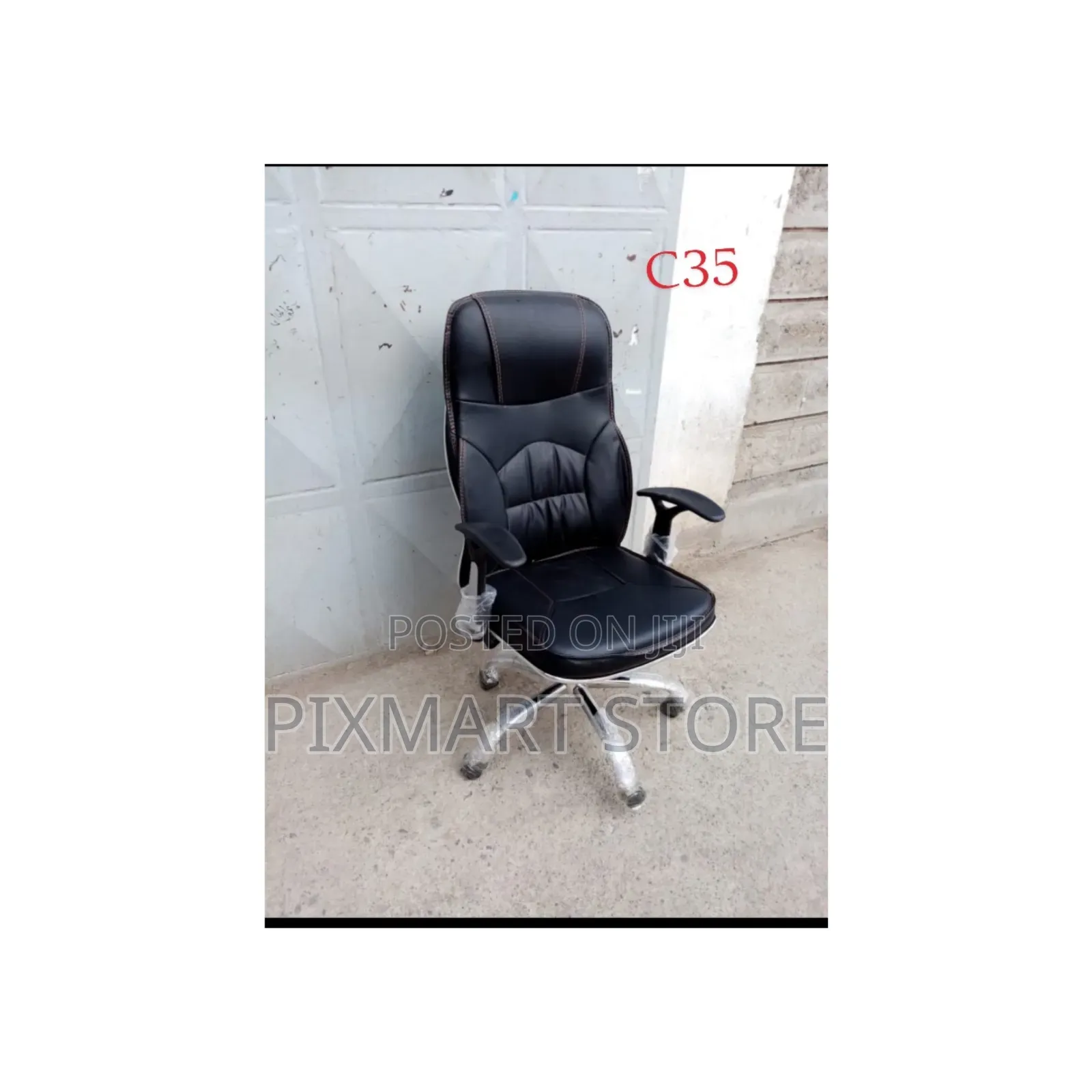 Boss Ergonomic Office Chair – Executive High-Back With Cushioned Seat