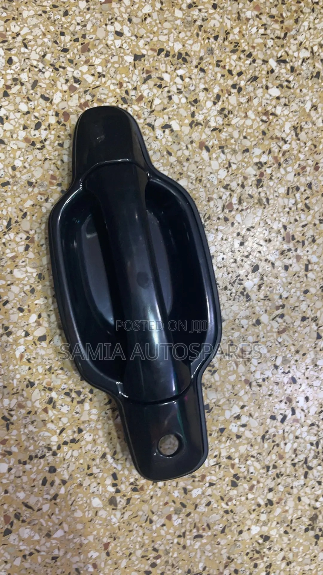 Outer Handle D- Max