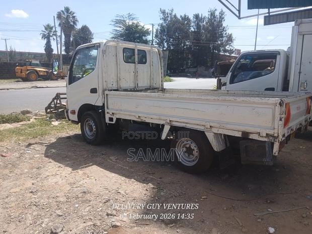 Toyota Dyna - thumbnail 3