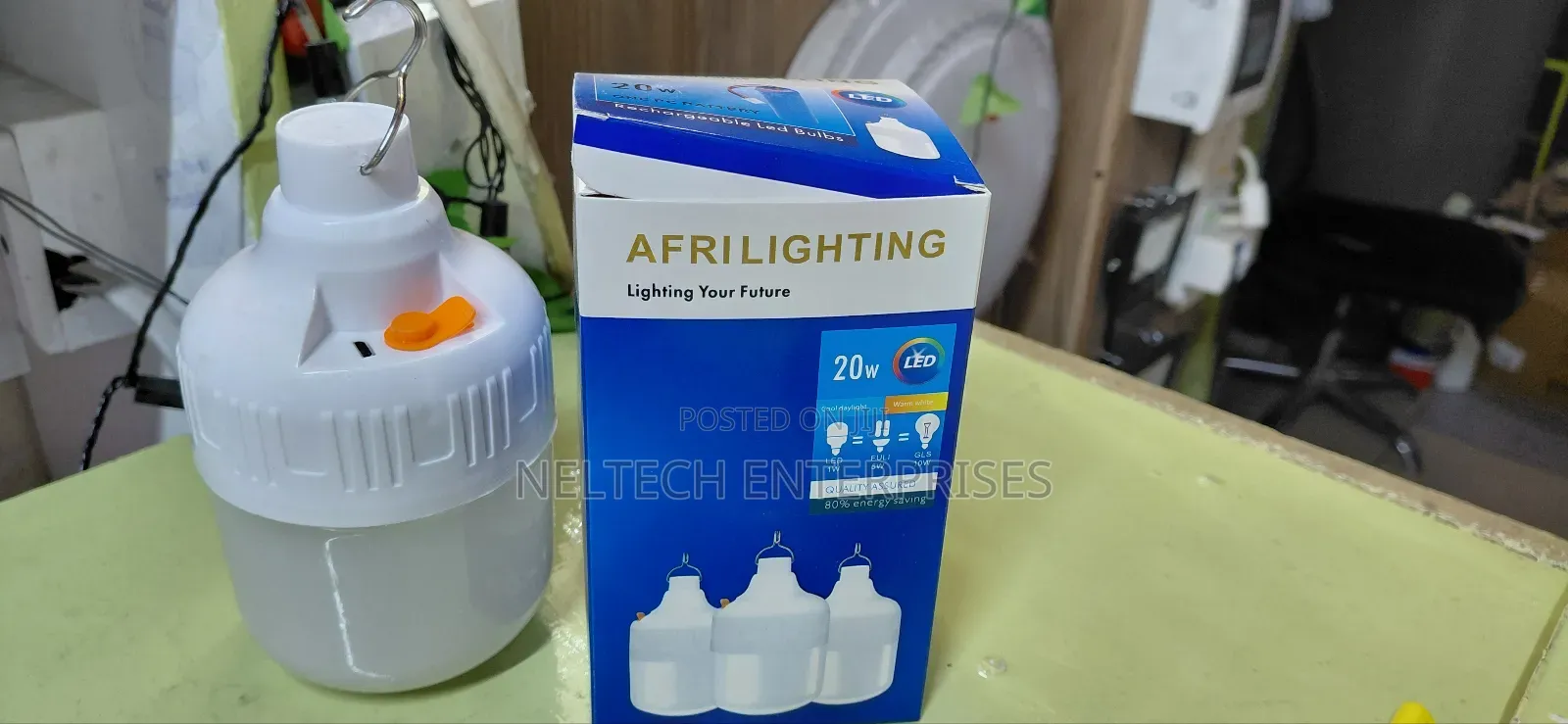 Rechargeable Bulbs 20 WLTS