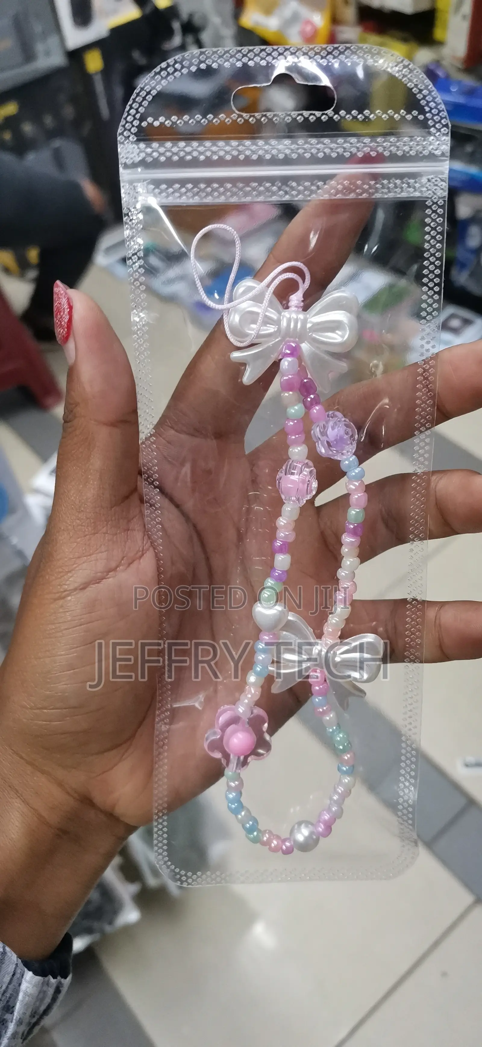 Pearls Bow Beaded Phone Charm Keychains for Women