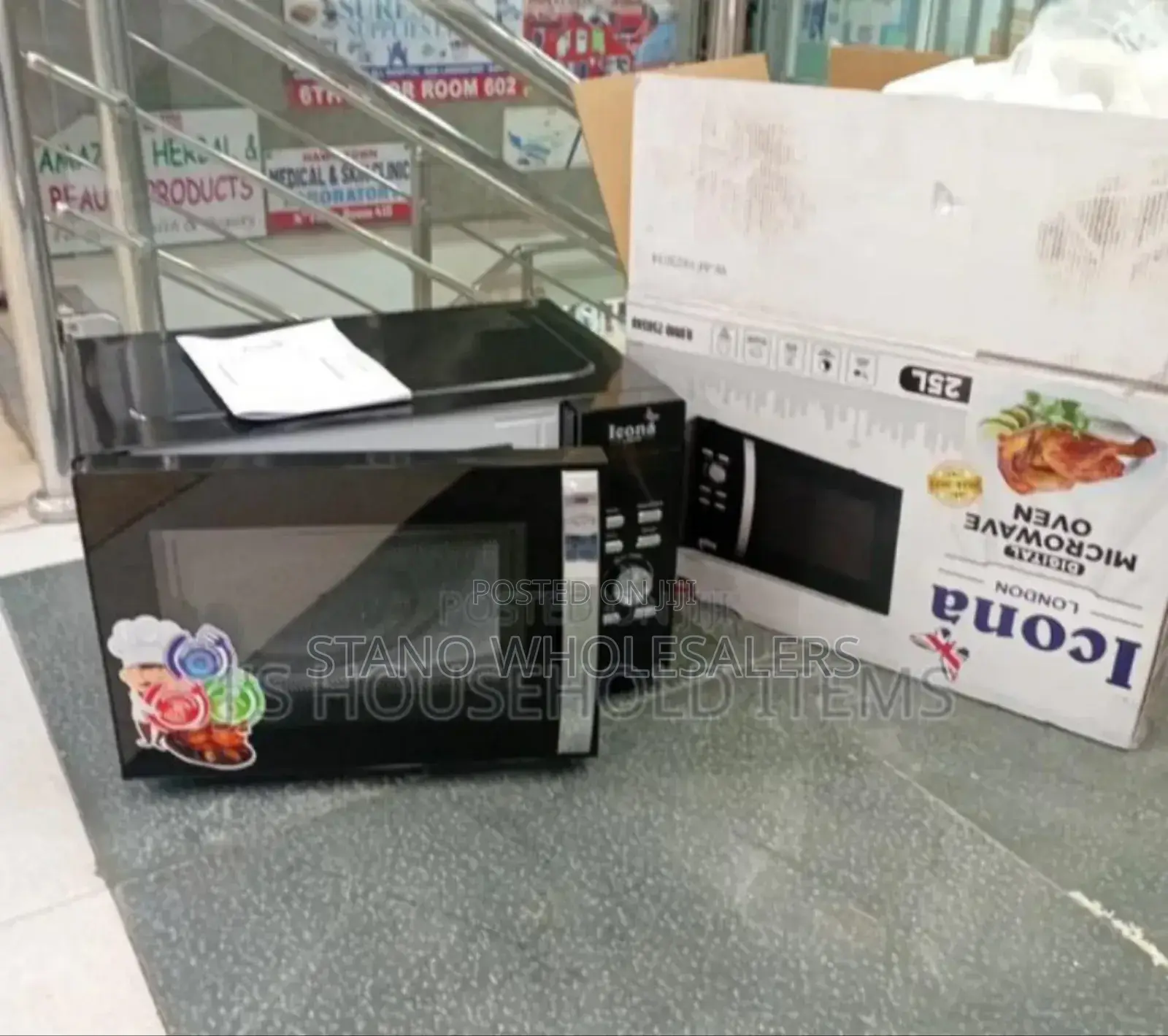Colour Black Icona Analogue. Microwaves