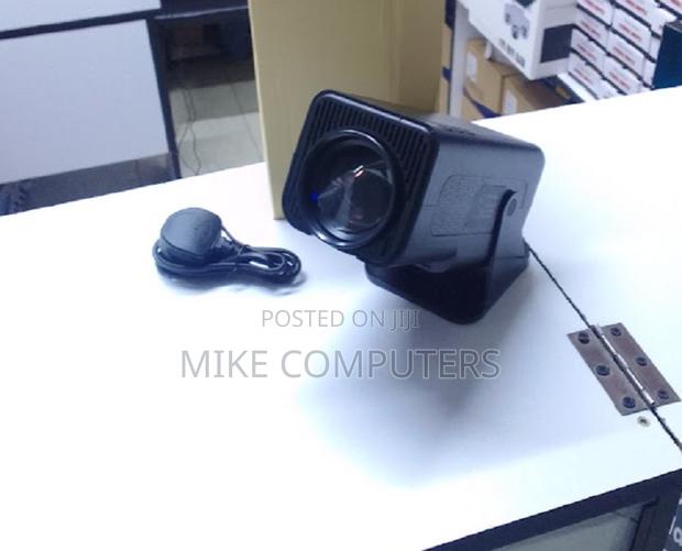 Hy320 Smart Projector 1080p Decoding Movie Projector - main view