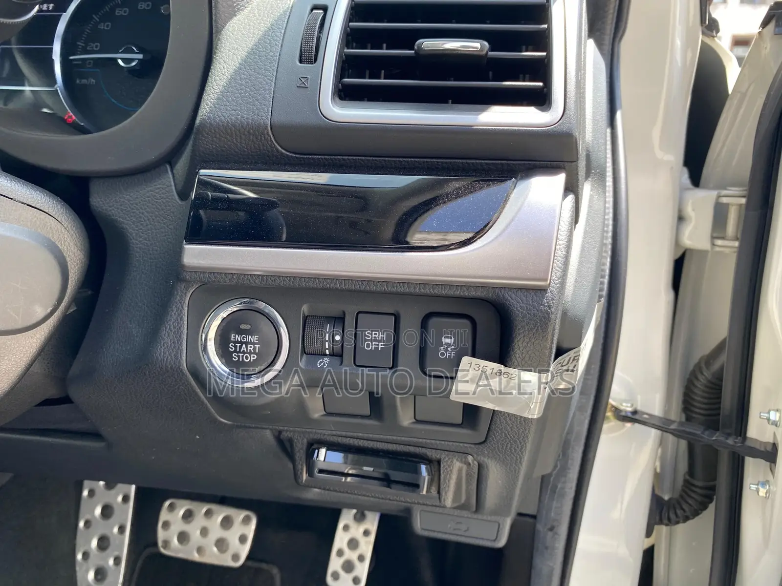 Subaru Forester 2018 White