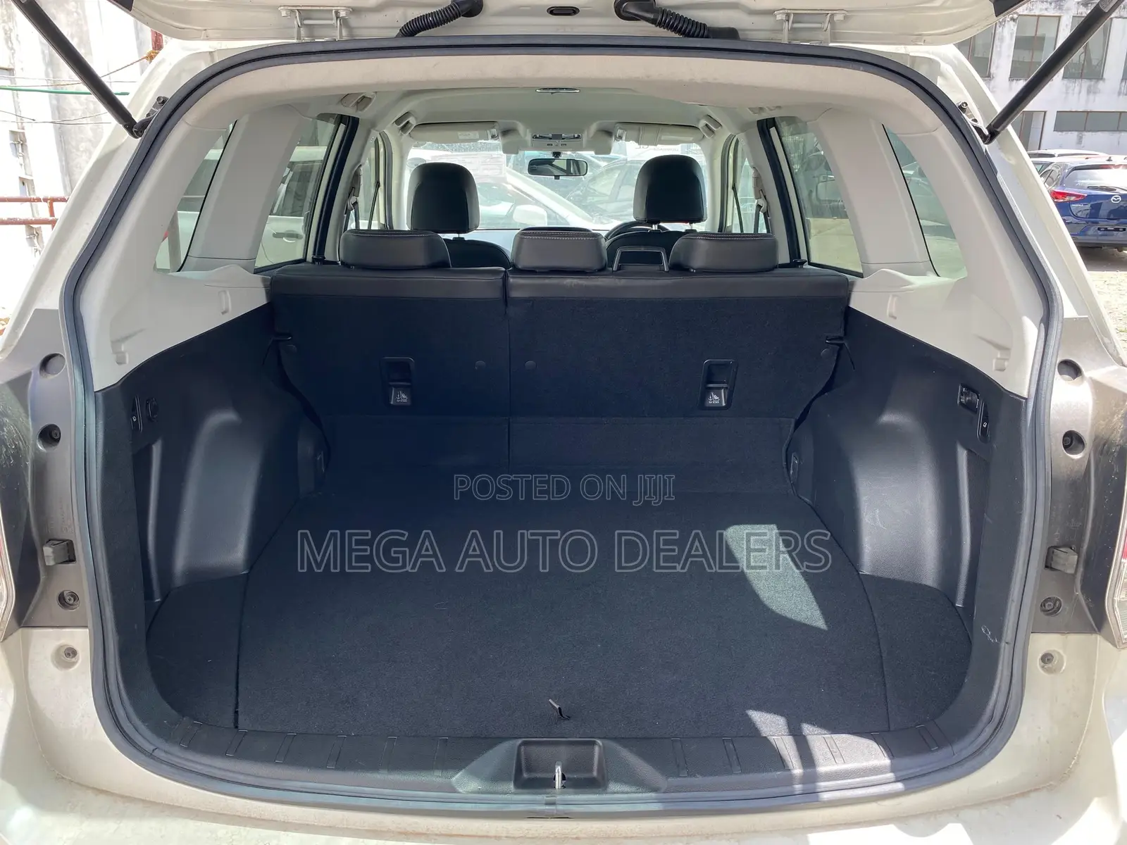 Subaru Forester 2018 White