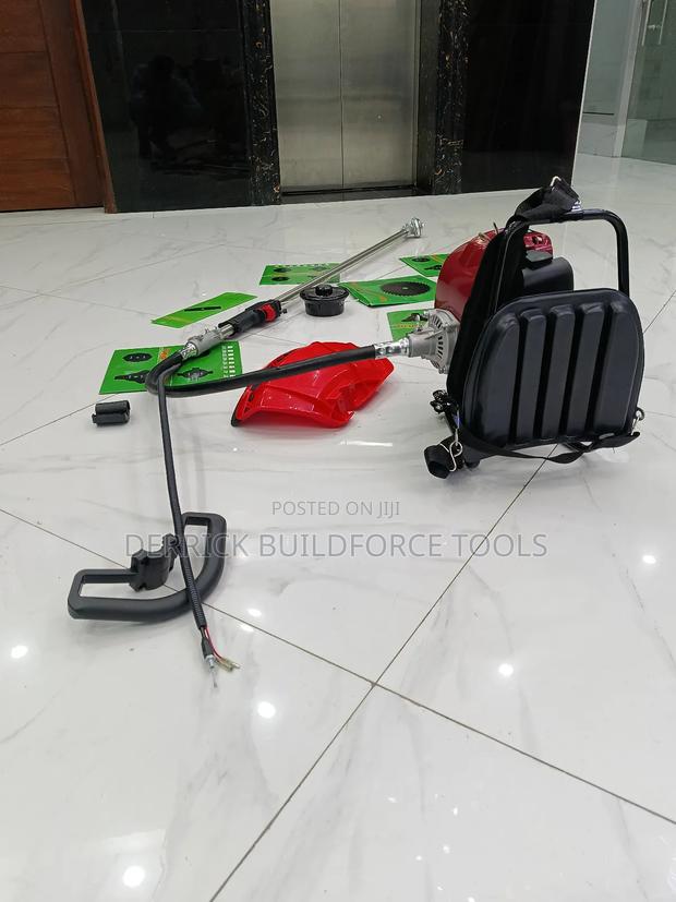 Yamazaki 4stroke Backpack Brushcutter