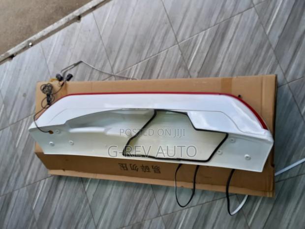Prado J150 Led Spoiler.