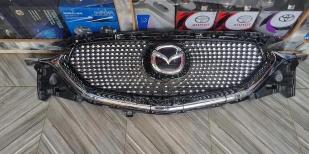 Mazda  Axela Honey Comb Grill