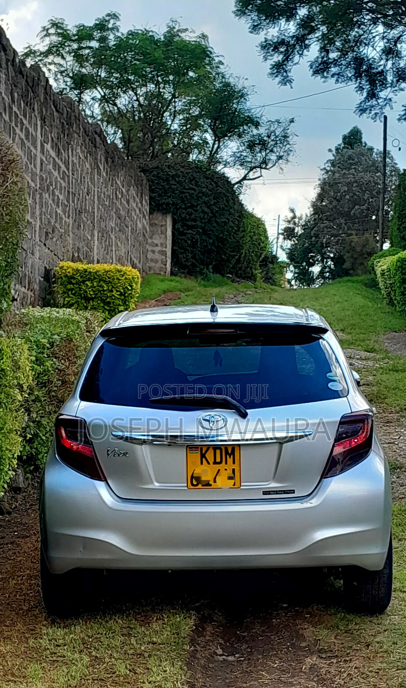 Toyota Vitz 1.3 AWD 5dr 2016 Silver