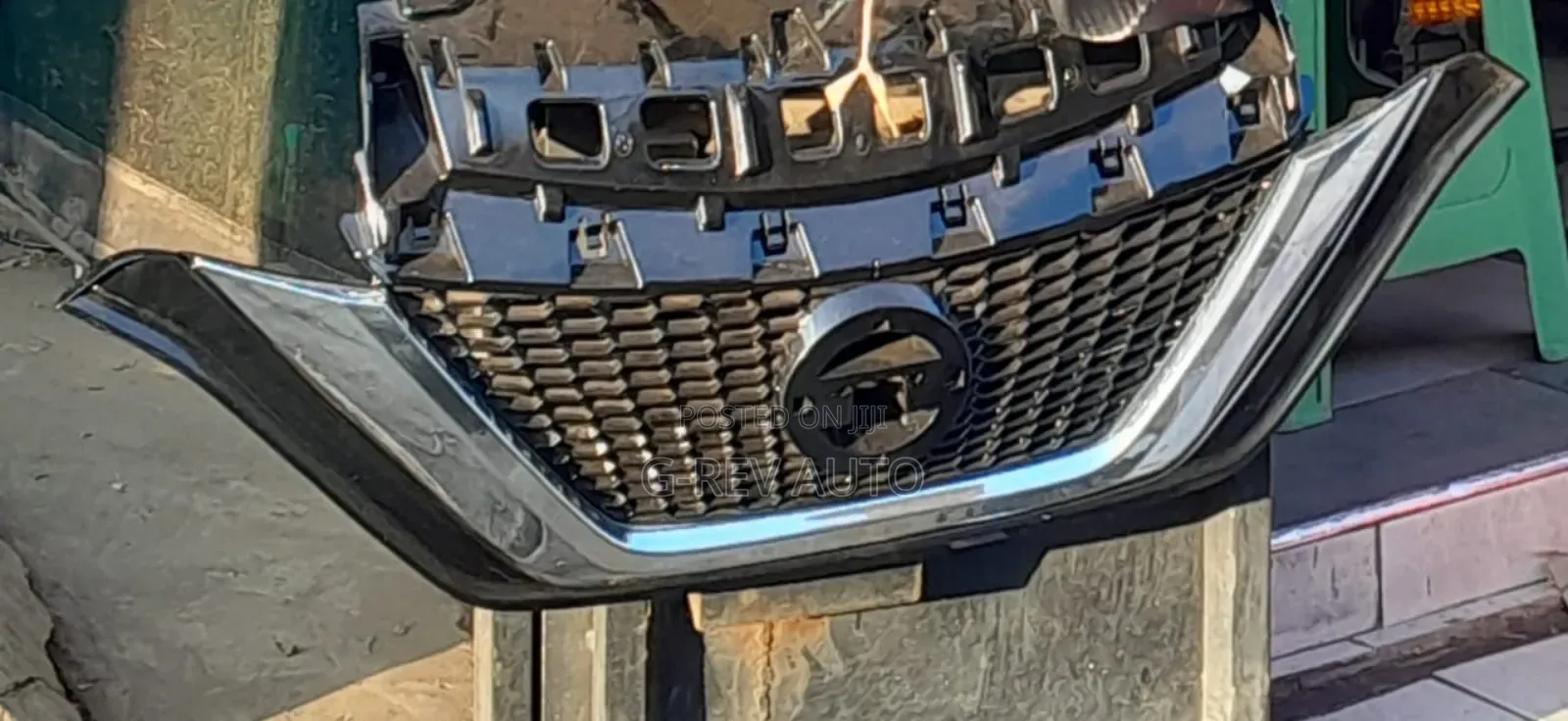 Nissan Note 2018 Front Grille