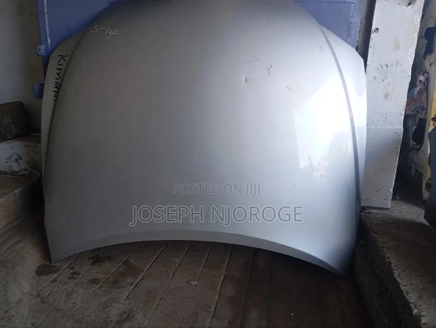 Mark X 2005 Bonnet