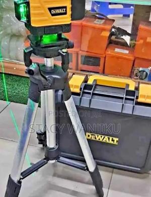 Brand New Dewalt Laser Level - thumbnail 2