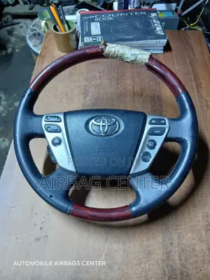 Aalphard/ Verifire Steering Wheel (2010-2018)