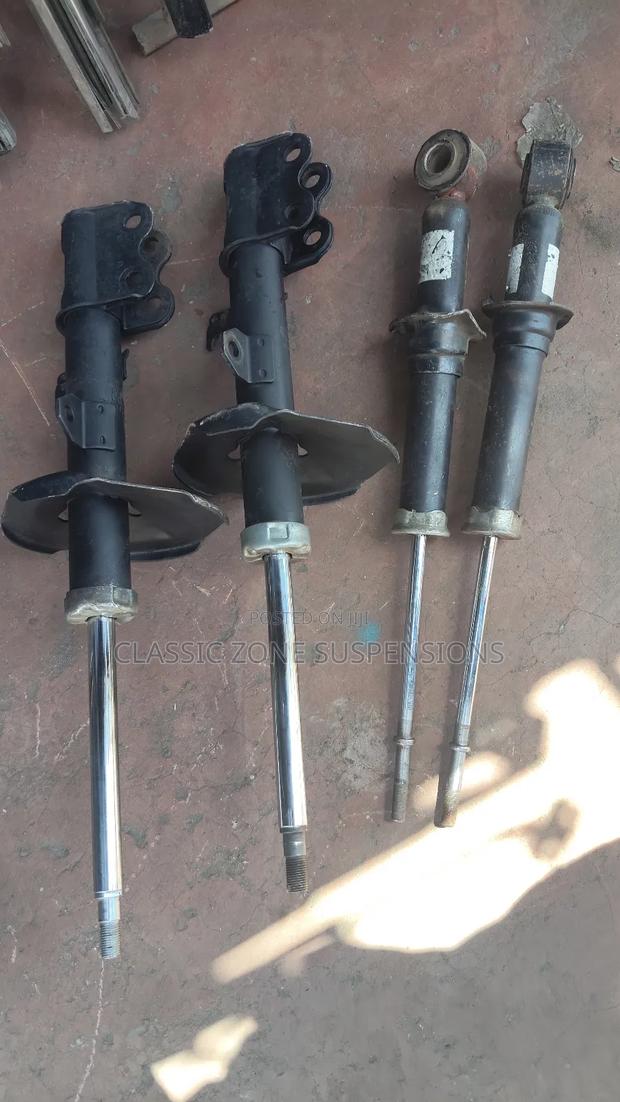 Toyota 4-Runner Shocks - thumbnail 2