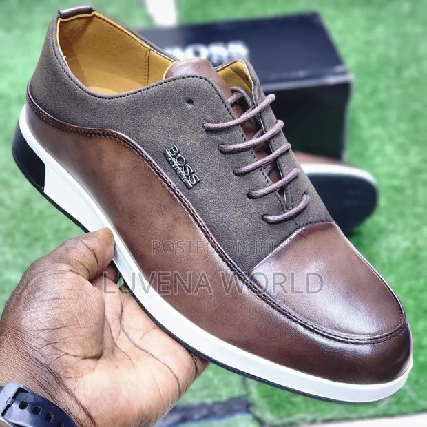 Boss Casuals - thumbnail 2