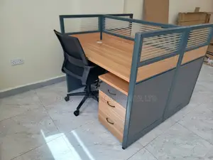 Office Workstation: 2-way Modular Office Workspace