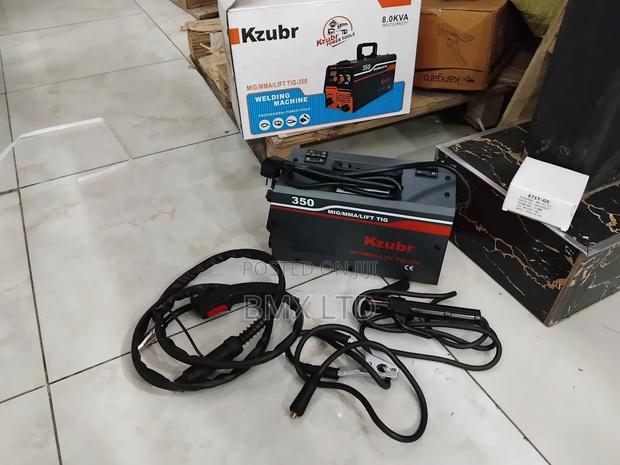Portable Industrial Welding Machine With Strong Output