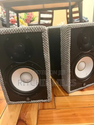 Yamaha Hs7 Studios Monitors