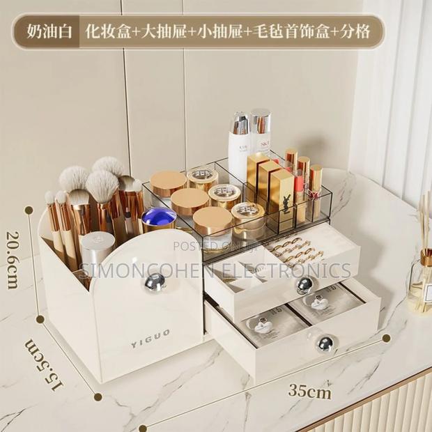 Large Capacity Make-up Organizer - thumbnail 2