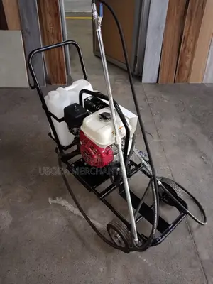 Bitumen Sprayer Machine