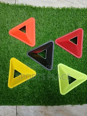 Agility/Drills Triangle Space Makers - Training Cones