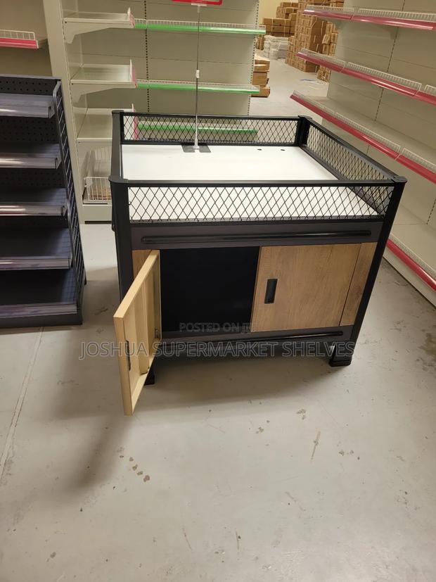 Premium Supermarket Display Platform With Storage - thumbnail 2