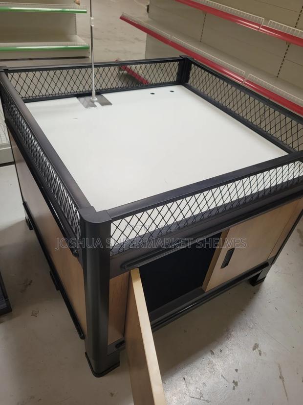 Premium Supermarket Display Platform With Storage - thumbnail 4