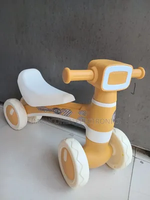 Musical 4-wheels Balance Bike