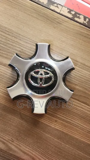 Toyota  Prado  J150  2018 Wheel Hub Cap