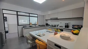 4bdrm Apartment in Kileleshwa for sale