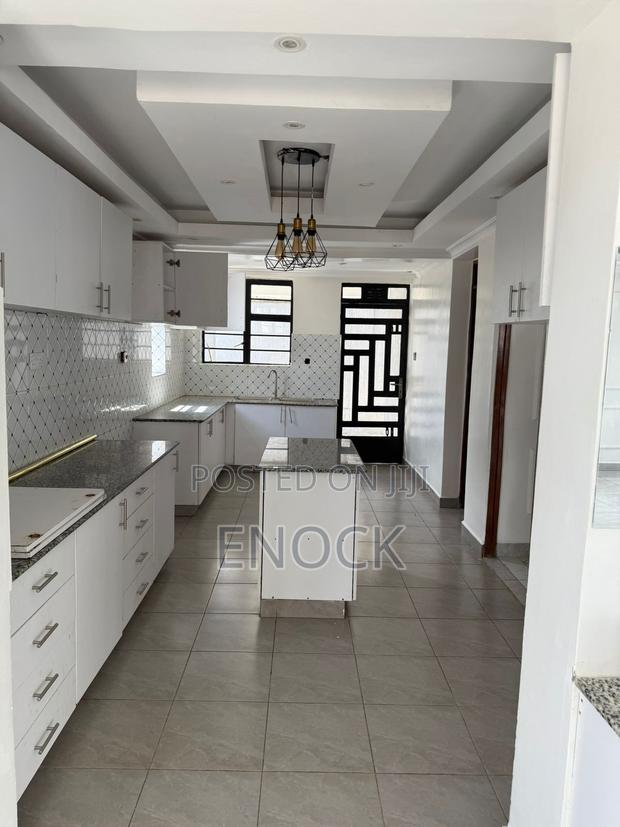 6bdrm Maisonette in Membley for sale - thumbnail 5