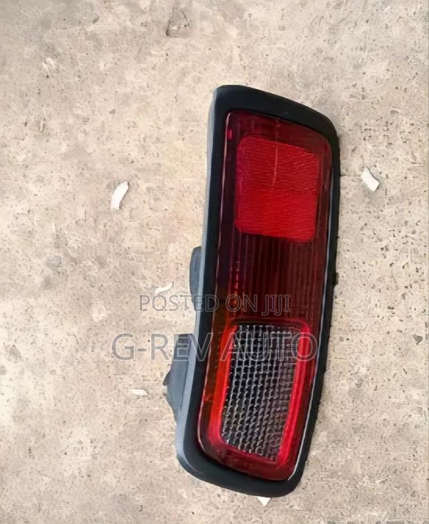Land Cruiser  Prado  J120  Uk Bumper Reflectors.