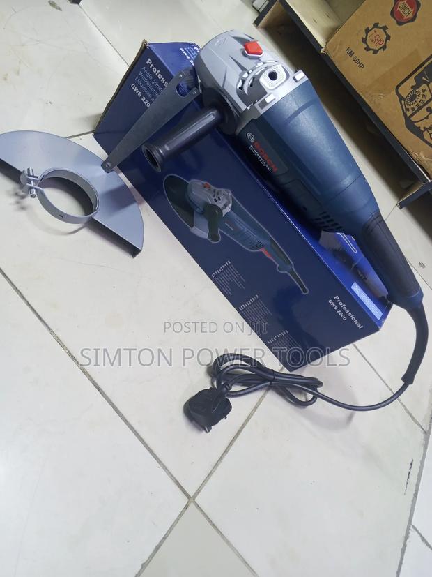 Bosch 9" Grinder - main view