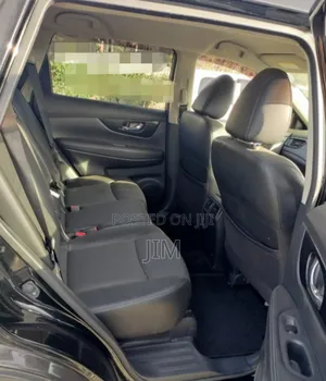 Nissan Xtrail for Hire