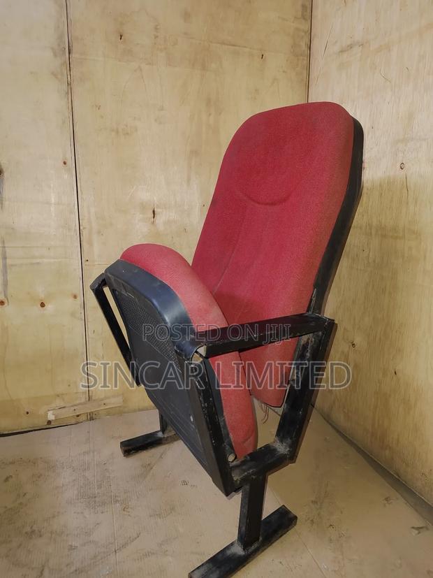 An Auditorium or Lecture Hall Chair - thumbnail 3