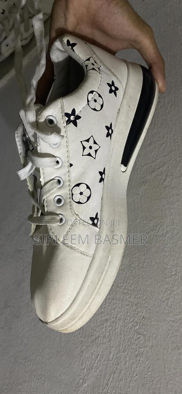 White Designer Shoes - thumbnail 2