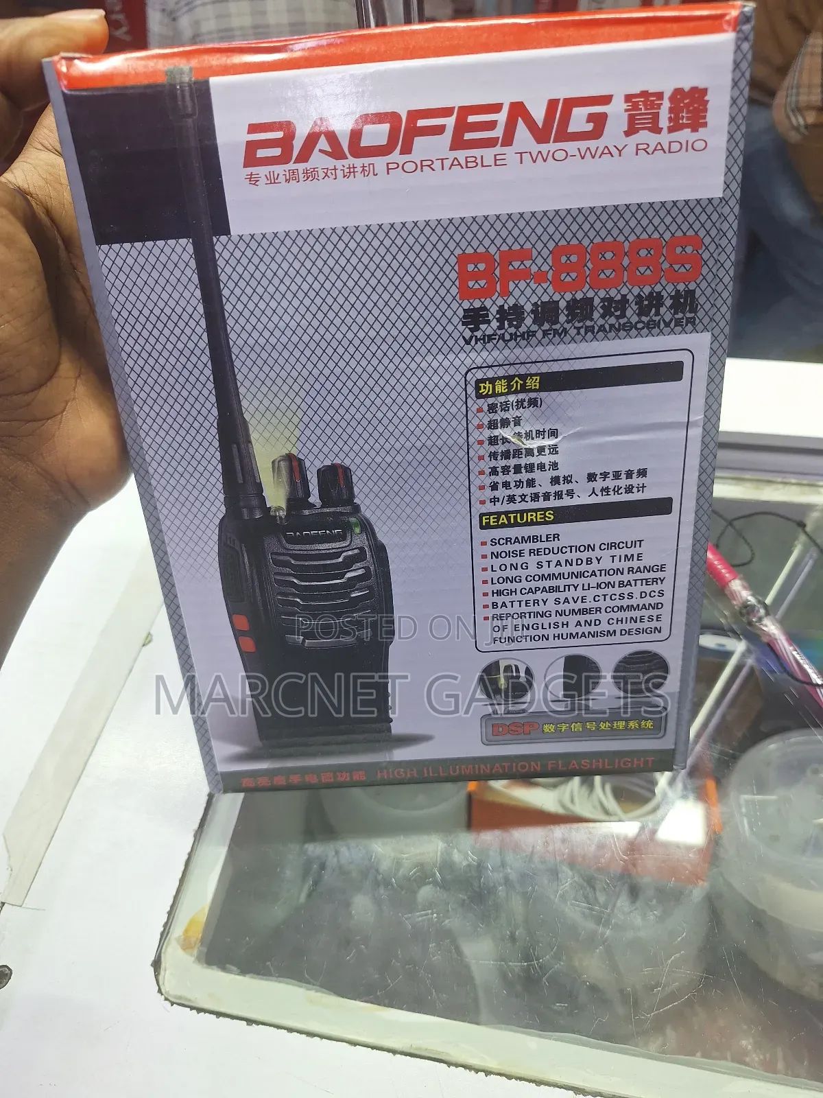 2 Baofeng Walkie Talkie Radio Call With Earphones and Chargers