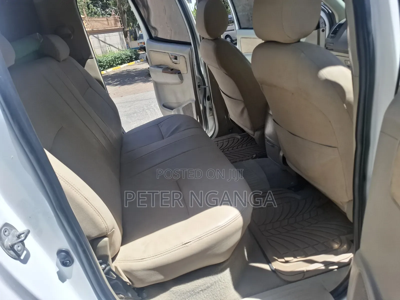 Toyota Hilux 3.0 D-4D 4x4 2012 White